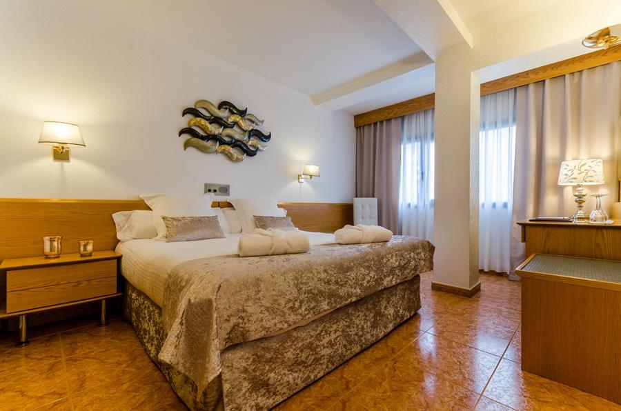 Yomo Eureka Hotel 4*