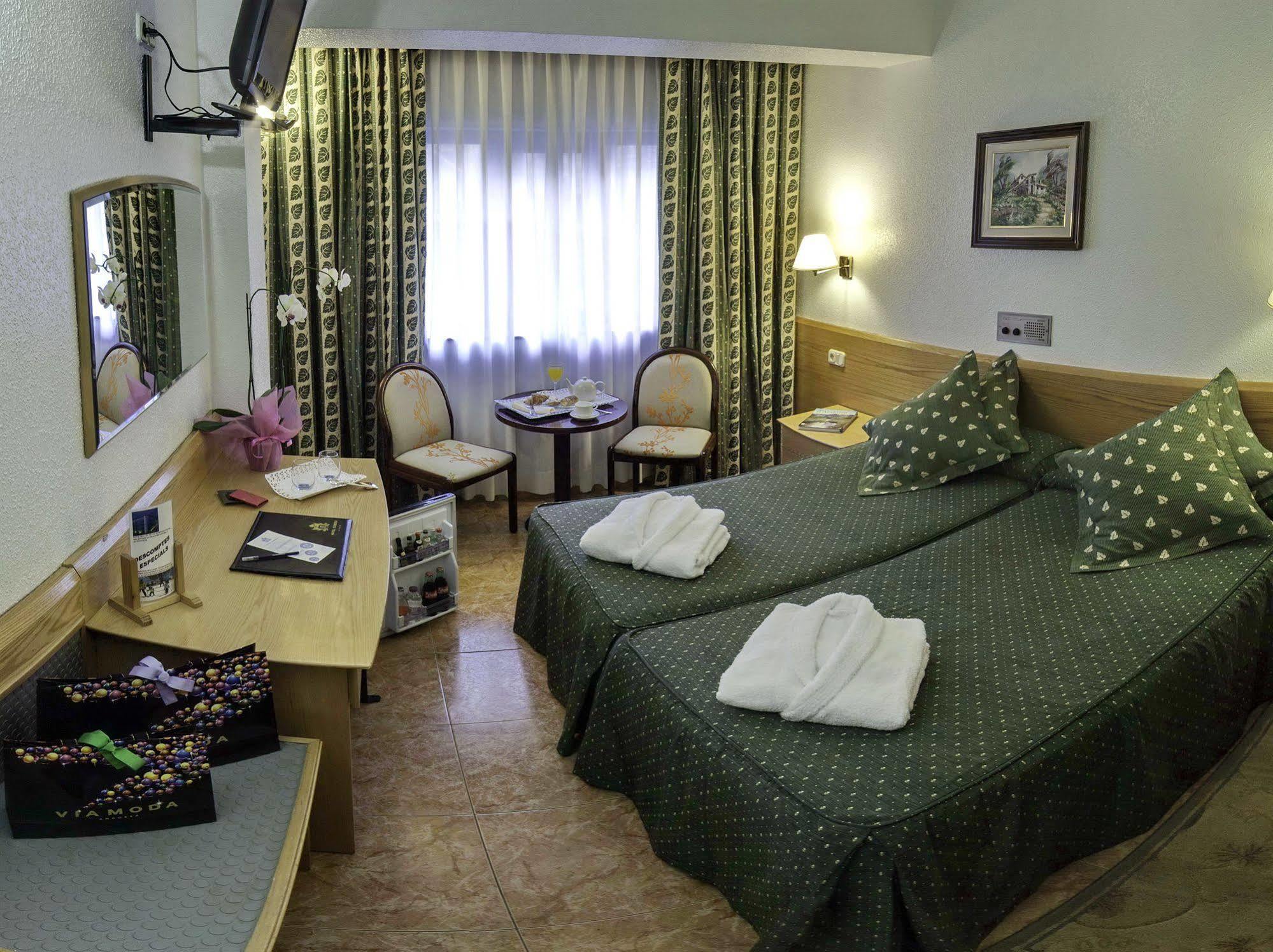 Yomo Eureka Hotel