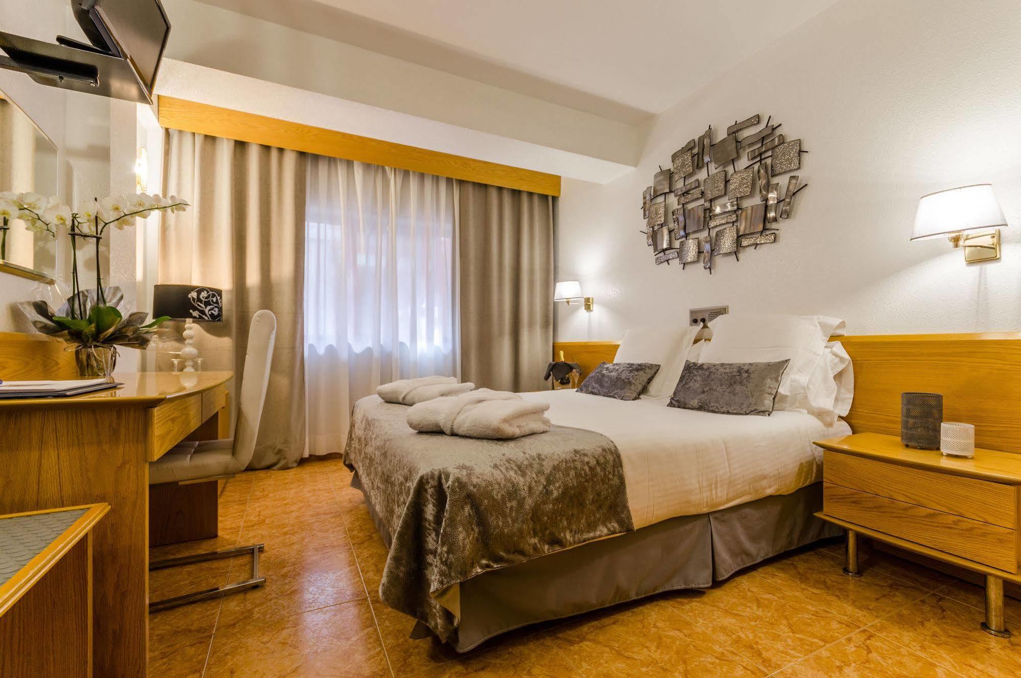 Hotel Yomo Eureka